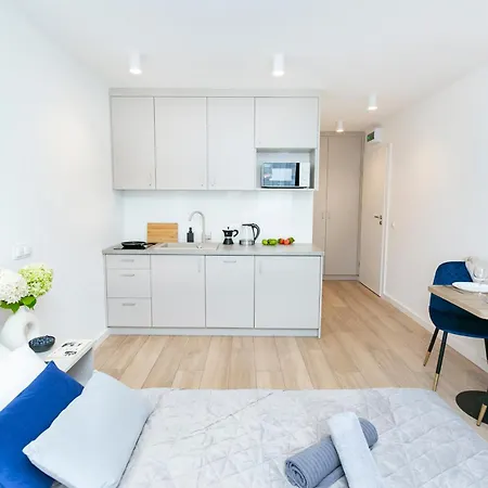 Pereca Blue - Better Βαρσοβία